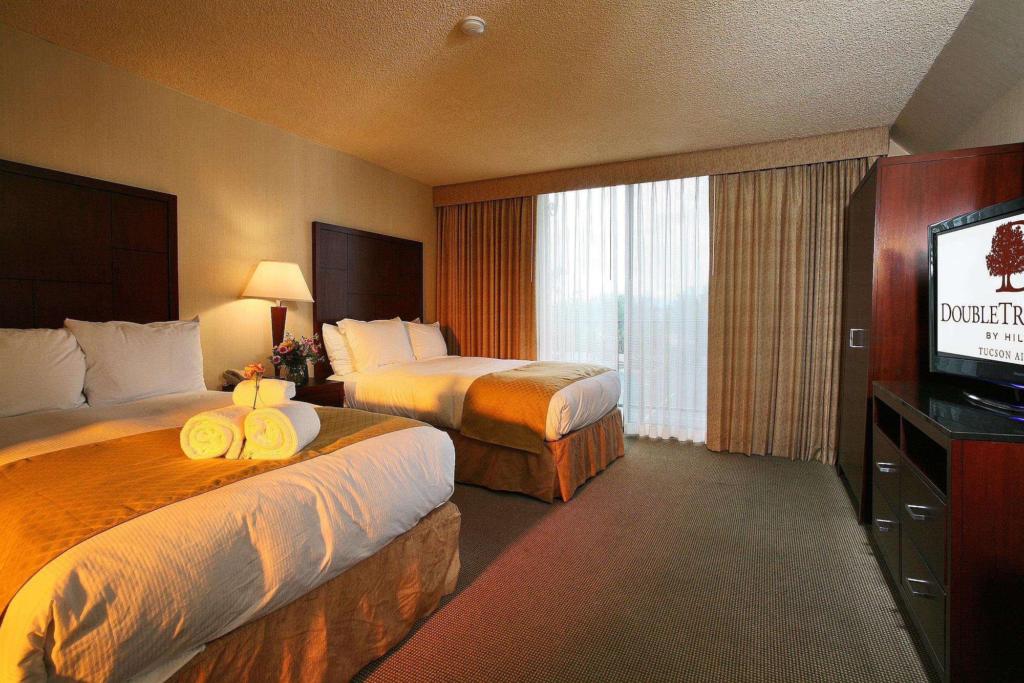 Doubletree Suites By Hilton Tucson Airport מראה חיצוני תמונה