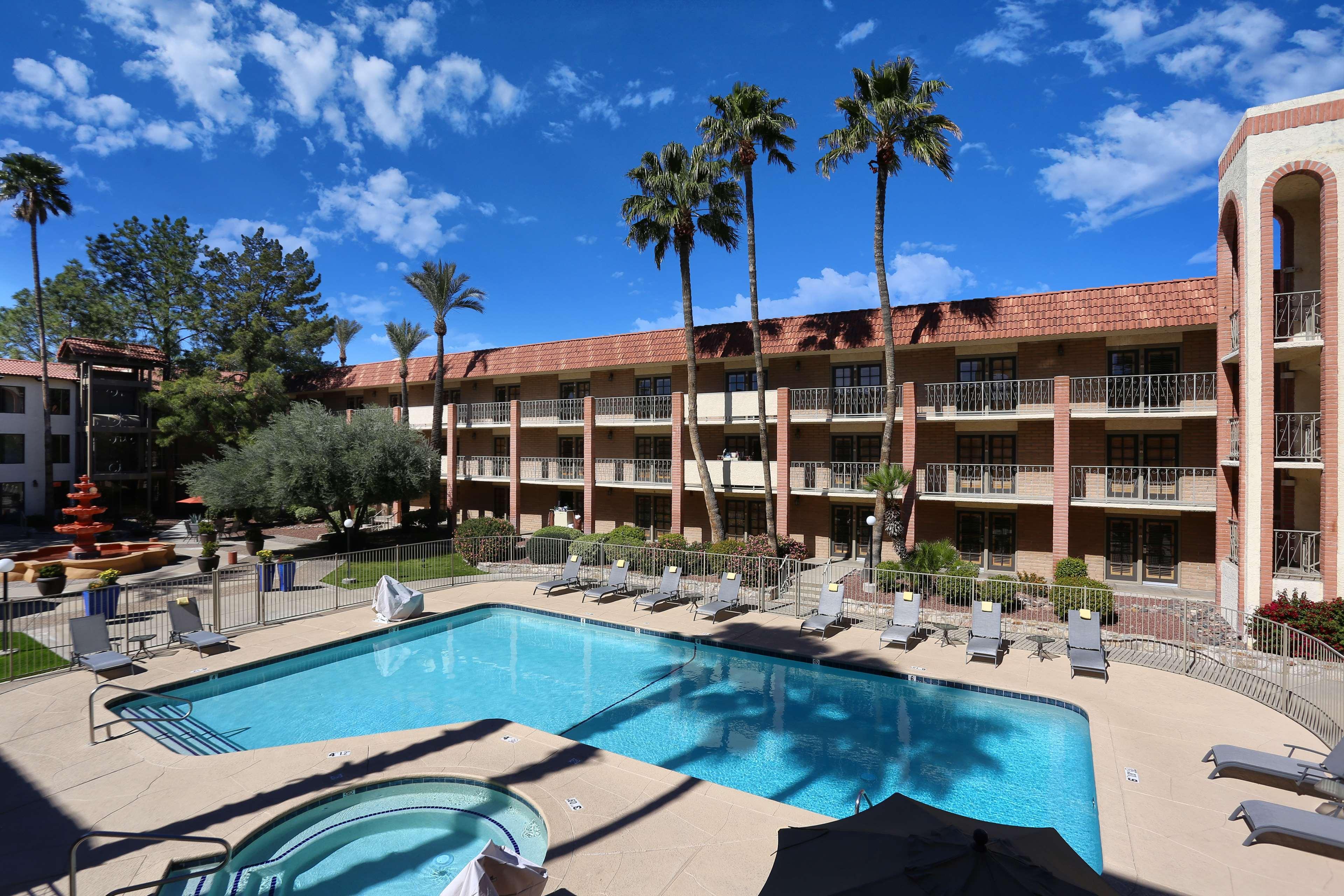 Doubletree Suites By Hilton Tucson Airport מראה חיצוני תמונה